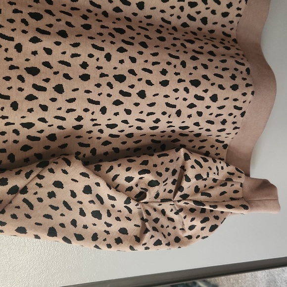 Pink Lily Crewneck Animal Print Sweater - Picture 6 of 6